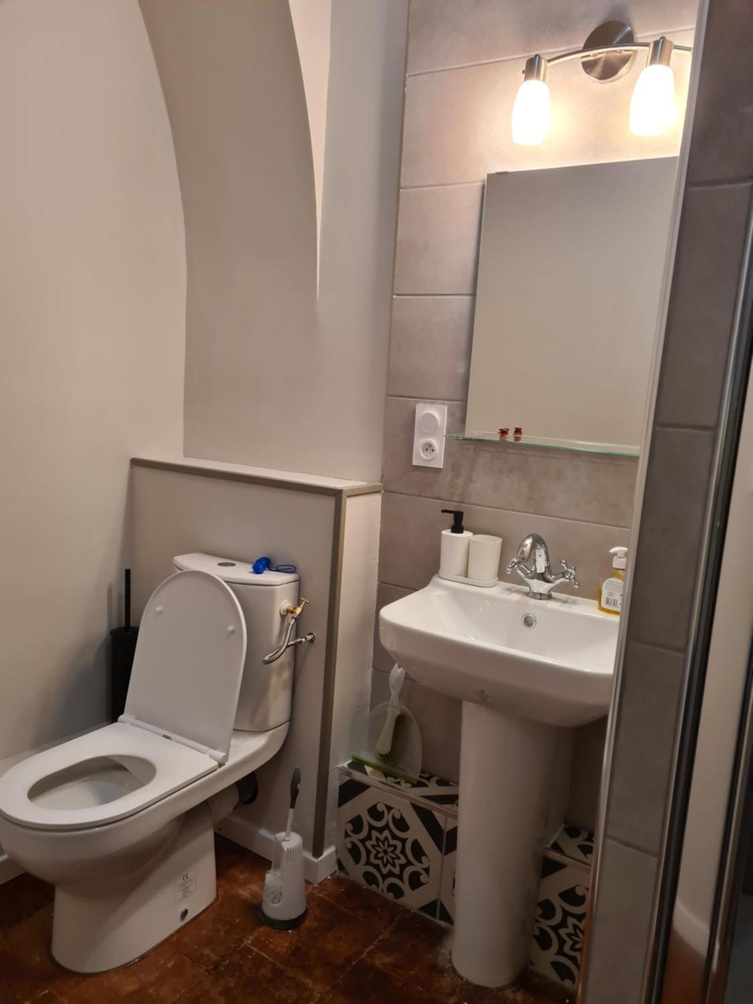 découvrez une ancienne maison de drapier du XVII siecle au coeur de bastide Carcassonne Chambre photo